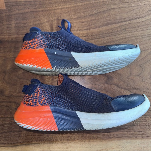 Skechers Kids Blue Slip-On Sneakers. Size 1. - Picture 11 of 15